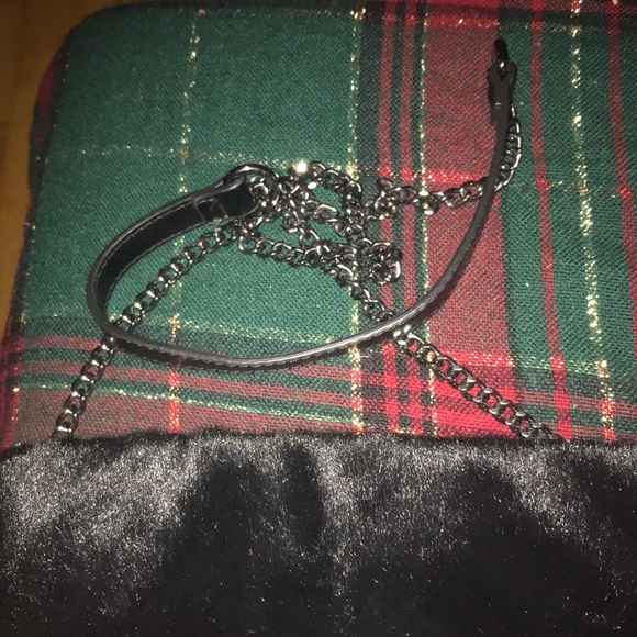 Black Faux Fur Clutch Chain Crossbody - Picture 2 of 2